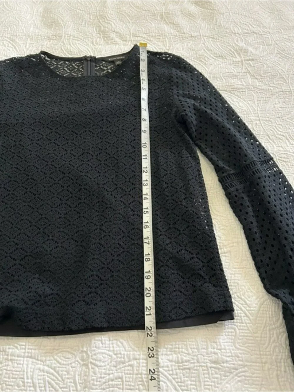 Banana Republic XS Navy Eyelet Lace Blouse & Black Lace Top Bundle Romantic